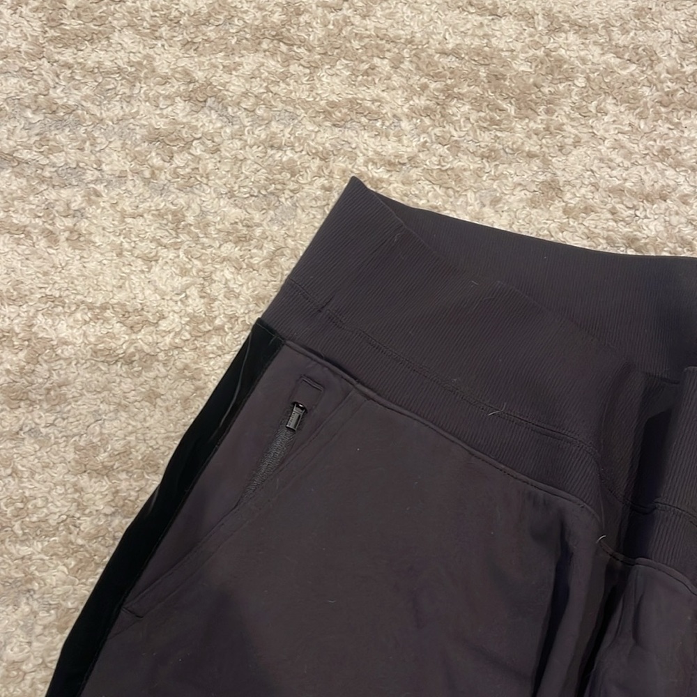 ATHLETA Venice Velvet Stripe Jogger, Size 2X - Picture 6 of 15